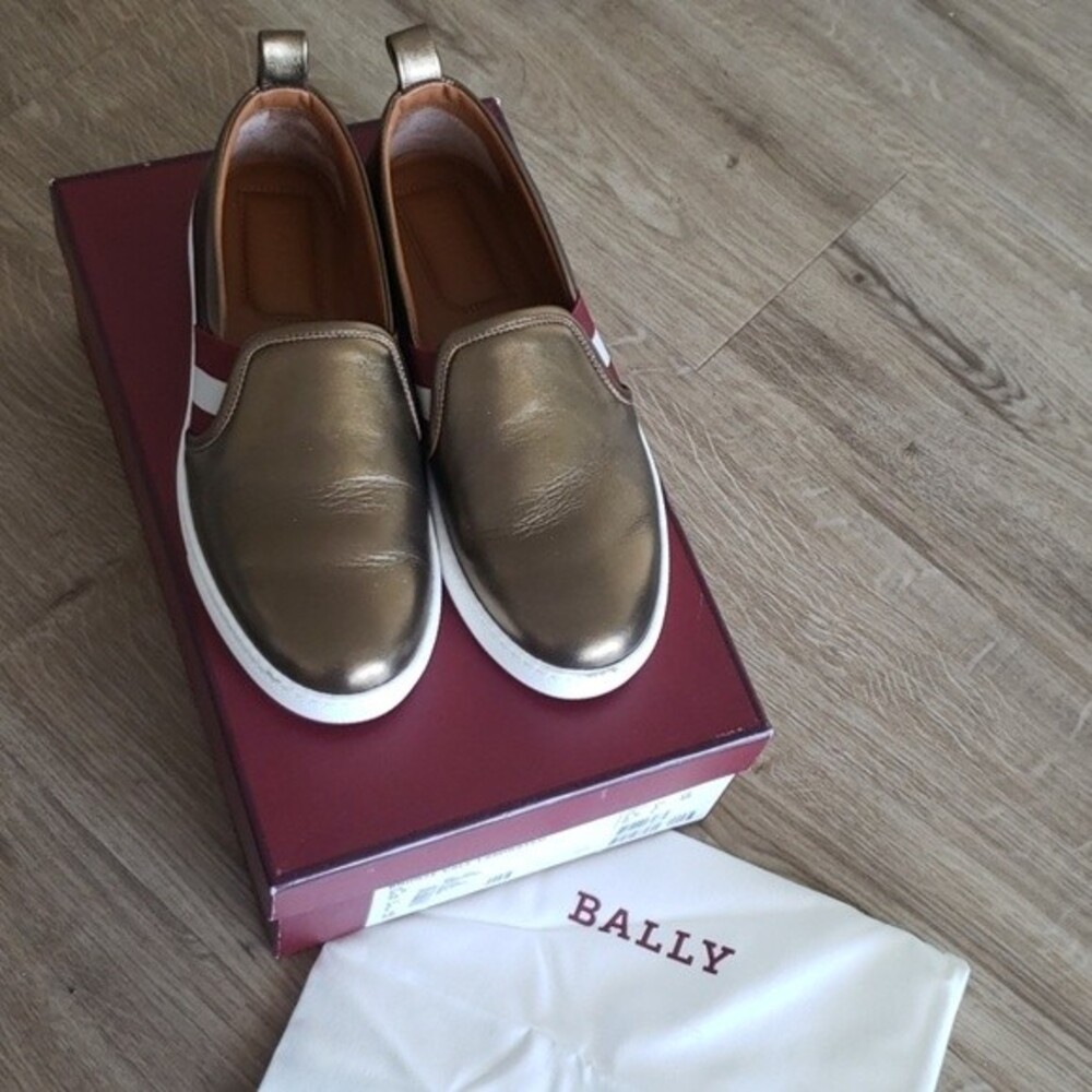 Bally Bronze Slip On Sneaker Size 36 Chic Feminine Lux Red White Striped